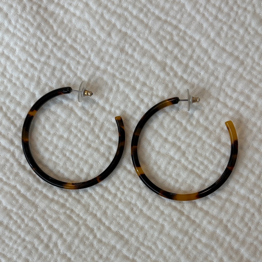 Tortoise Shell Hoop Earrings